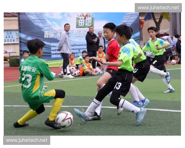 聚焦全国青少年足球赛事推动校园体育全面发展路径研究与实践探索 聚焦全国青少年足球赛事推动校园体育全面发展路径研究与实践探索